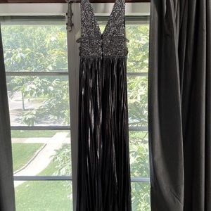 Elegant Formal long Dress size 2